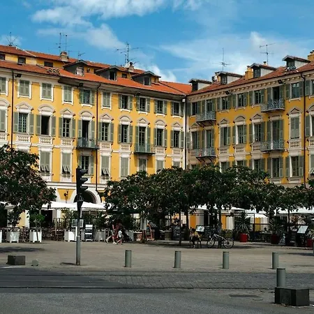 Apartment Terrasse - 2 Min De La Saint-Laurent-du-Var